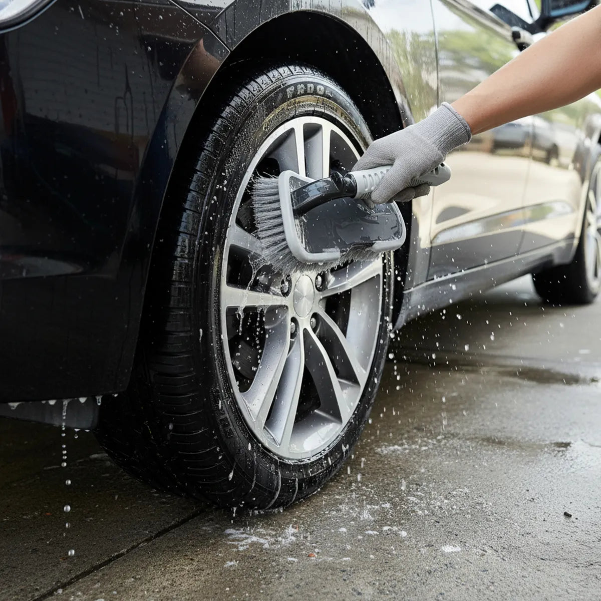 Kit de 4 cepillos para limpieza de llantas y neumáticos | Selección Zaligan